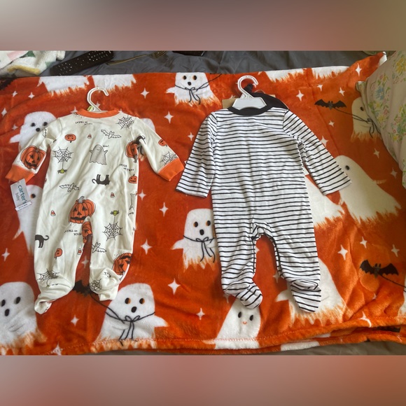 2 Infant Halloween Onsie / Outfit - Picture 2 of 14